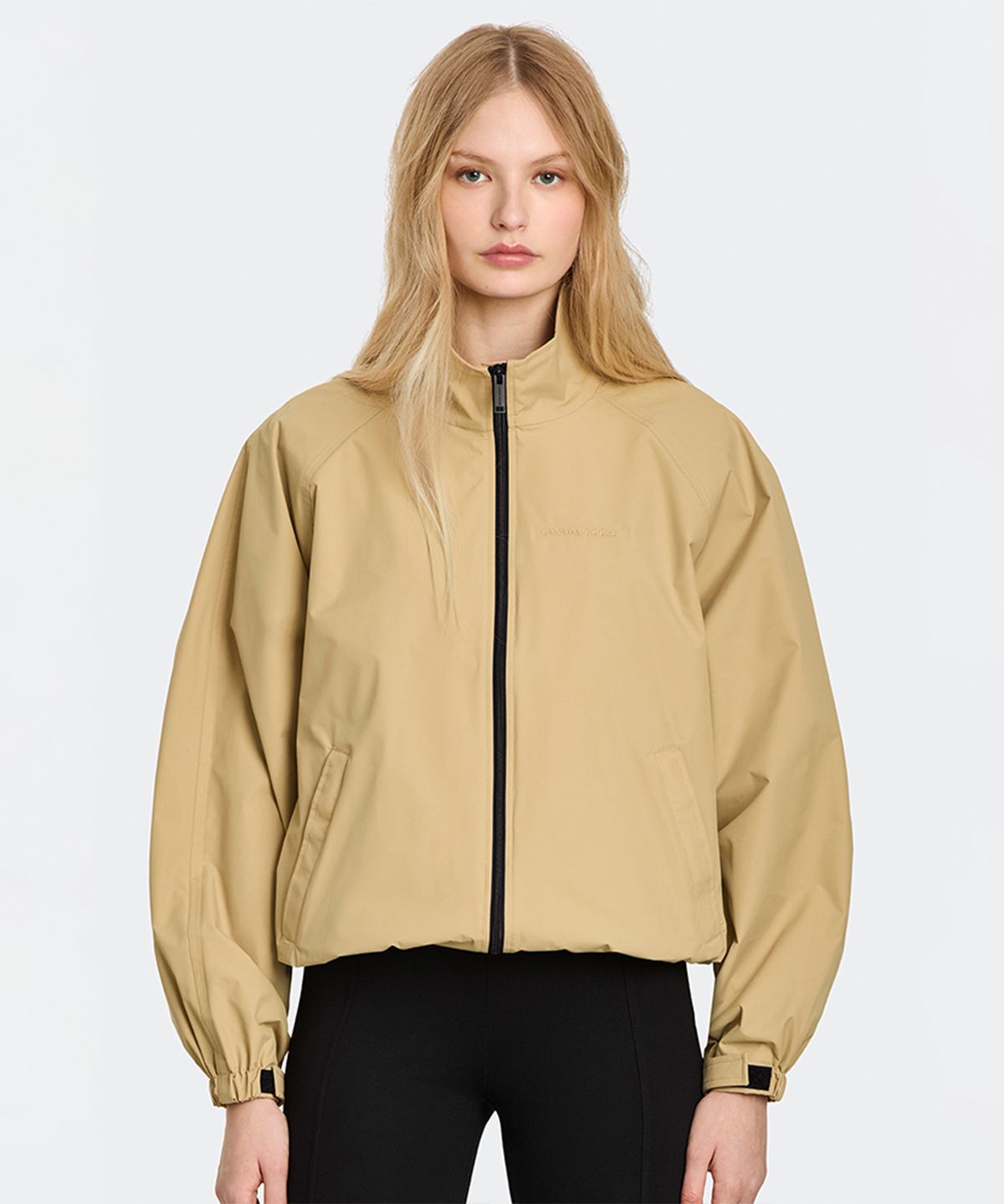 캐나다구스(CANADAGOOSE) 여성 액시스 봄버(Dark Beige)_Q265AWJC02DEB