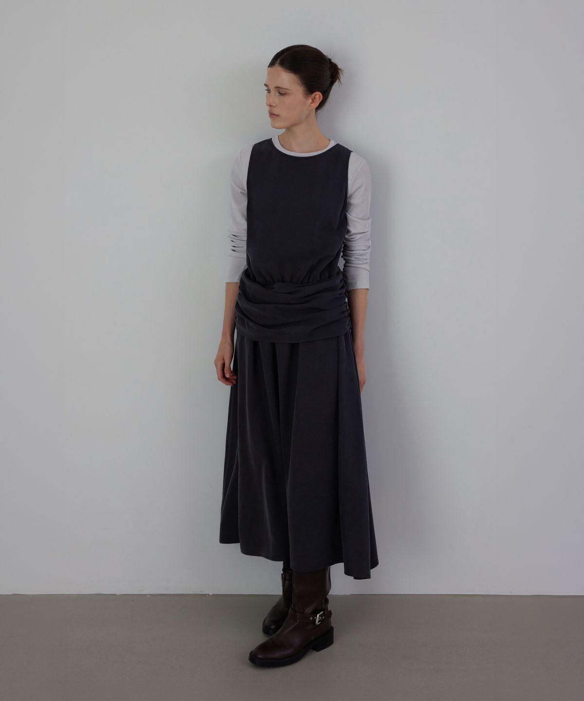 퀸스래빗(Q'SRB) Colette Draped Fluid Dress