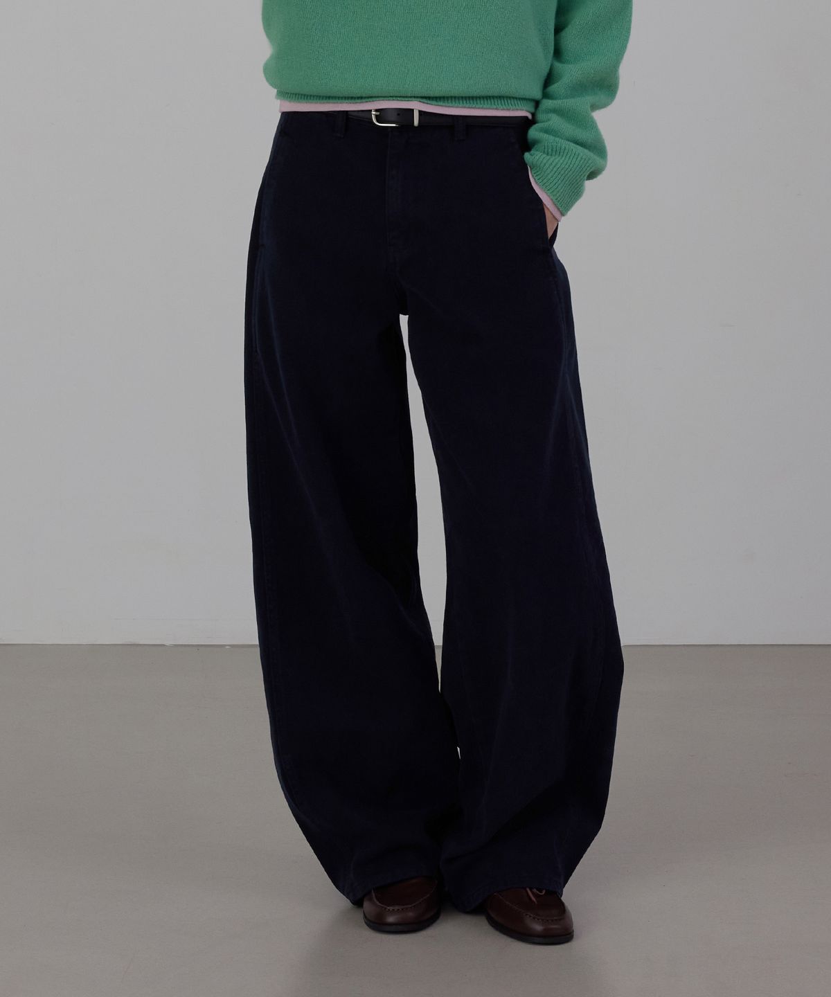 퀸스래빗(Q'SRB) Curved Barrel Cotton Pants