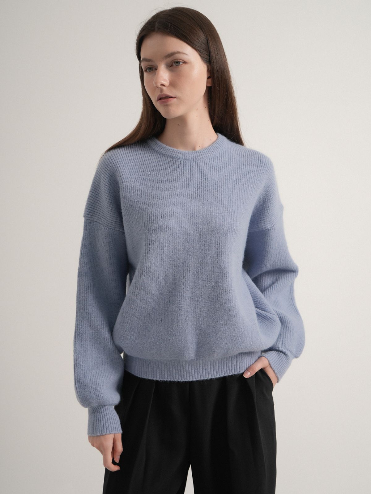 블레티(VLETI) Viscose Balloon Round Knit (Sora)