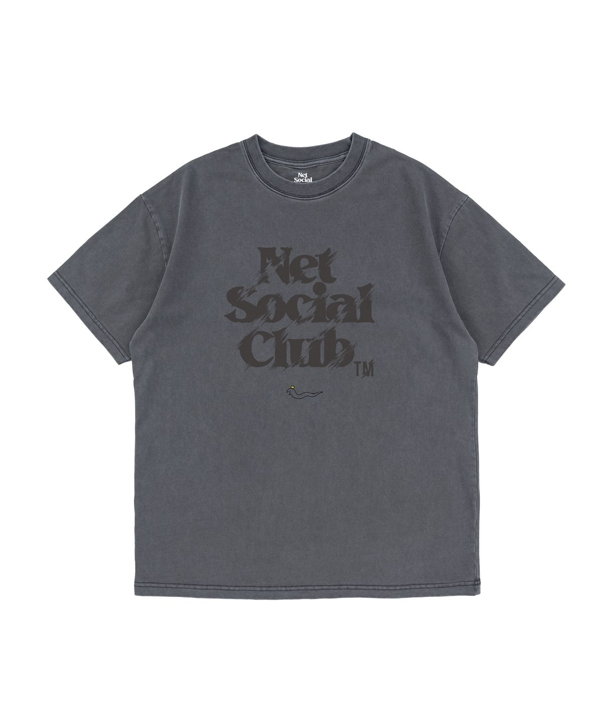 넷소셜클럽(NET SOCIAL CLUB) 종말의 뱀 OG 스크래치 로고 피그먼트 반팔티 (그레이)