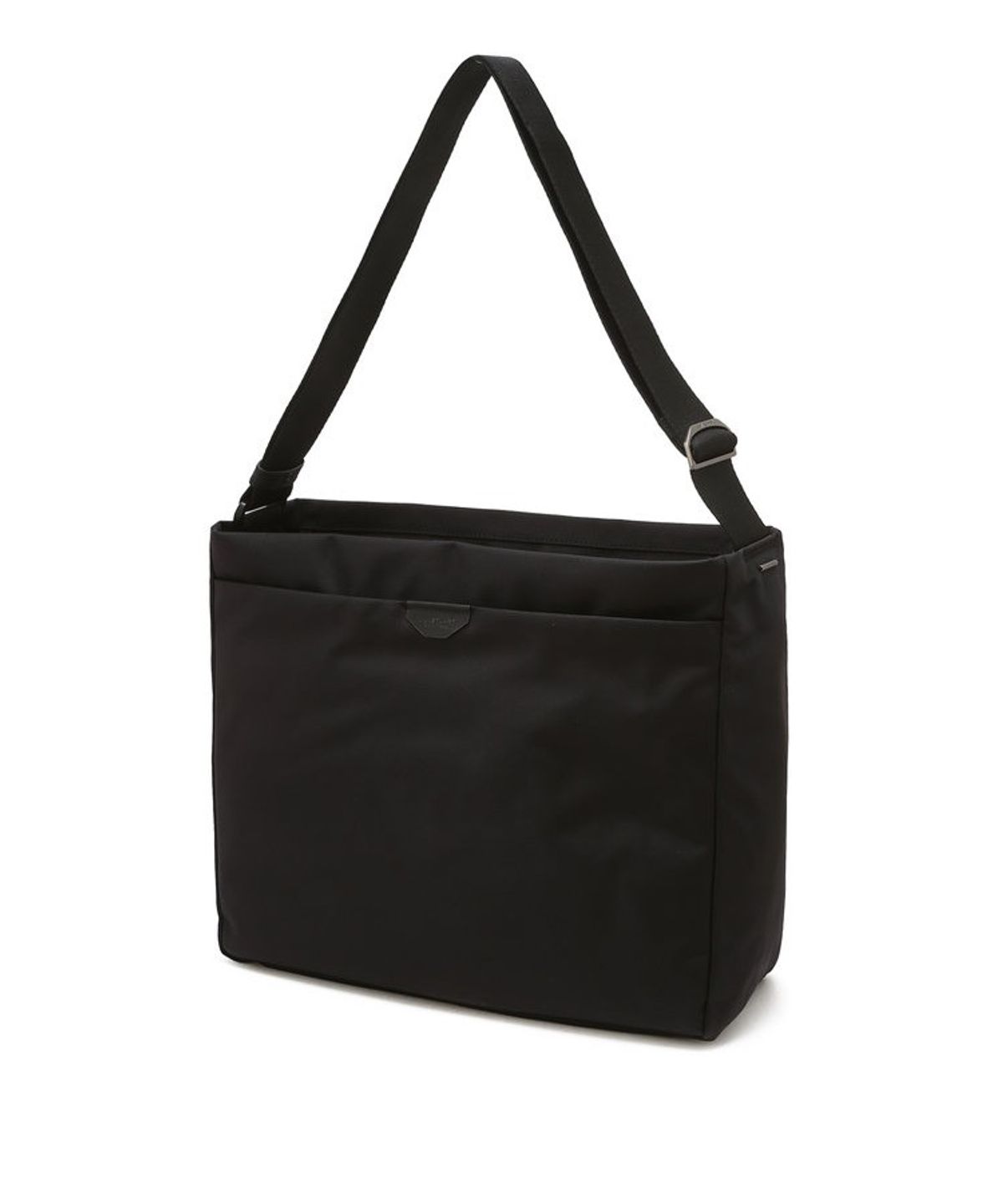 질스튜어트 맨 액세서리(JILLSTUART MEN ACC) 블랙 로고장식 나일론 크로스백 JUBA6F112BK