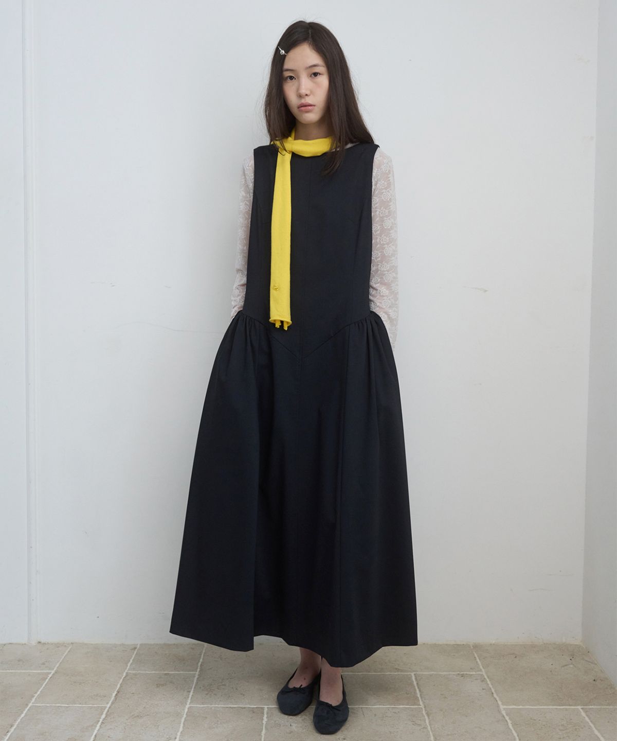 마조네(MA JOURNEE) V PANEL SHIRRING DRESS_NAVY