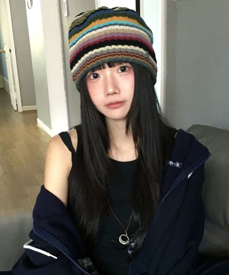 hippie stripe beanie beige