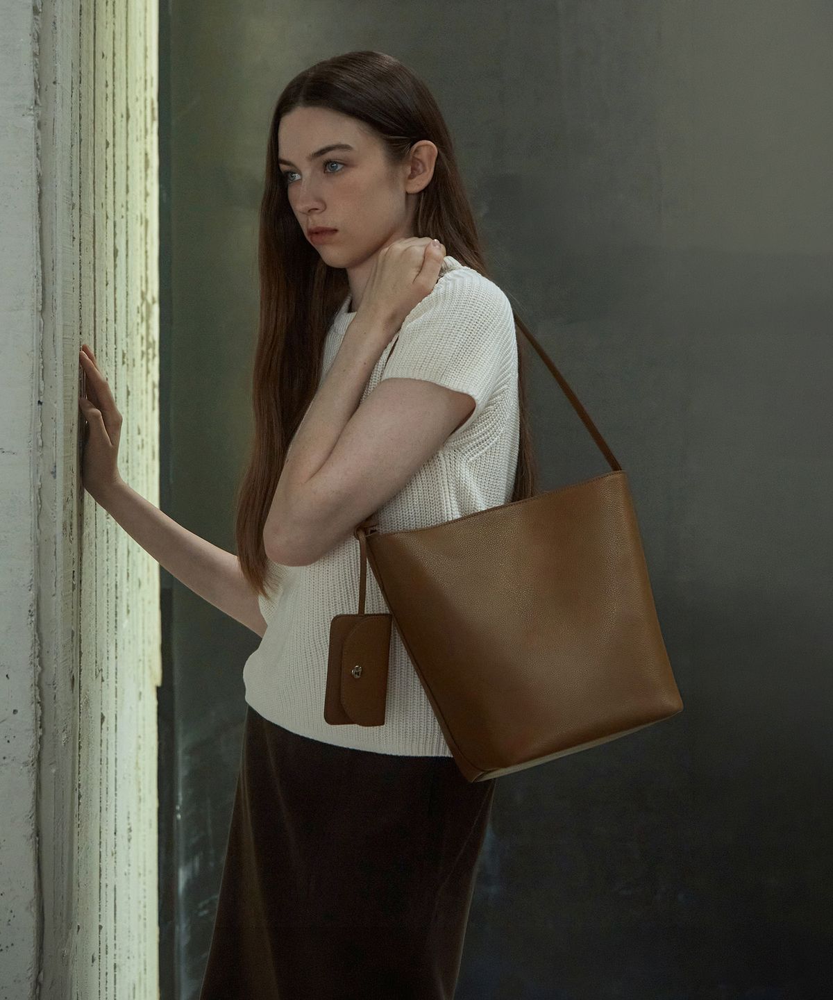 벨류엣(VALLUAT) Melve bag_Dark Brown