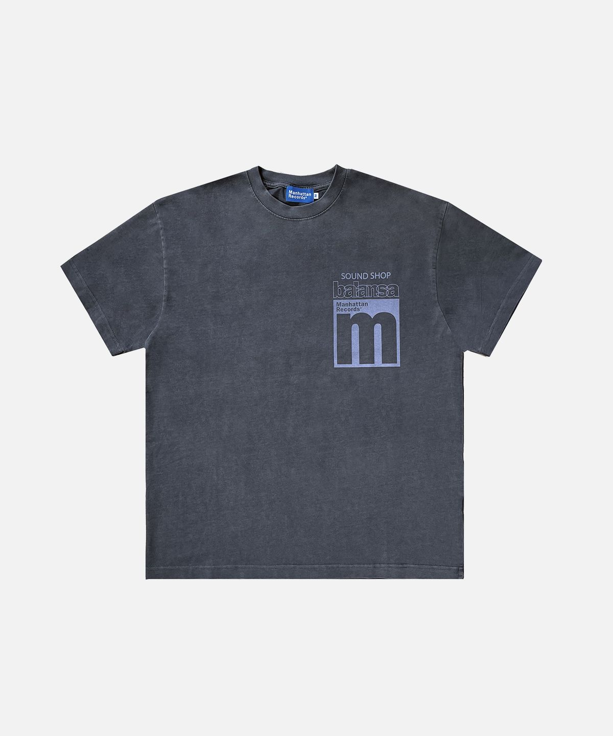 맨하탄레코즈(MANHATTAN RECORDS) MR x Balansa Pigment Tee - Charcoal