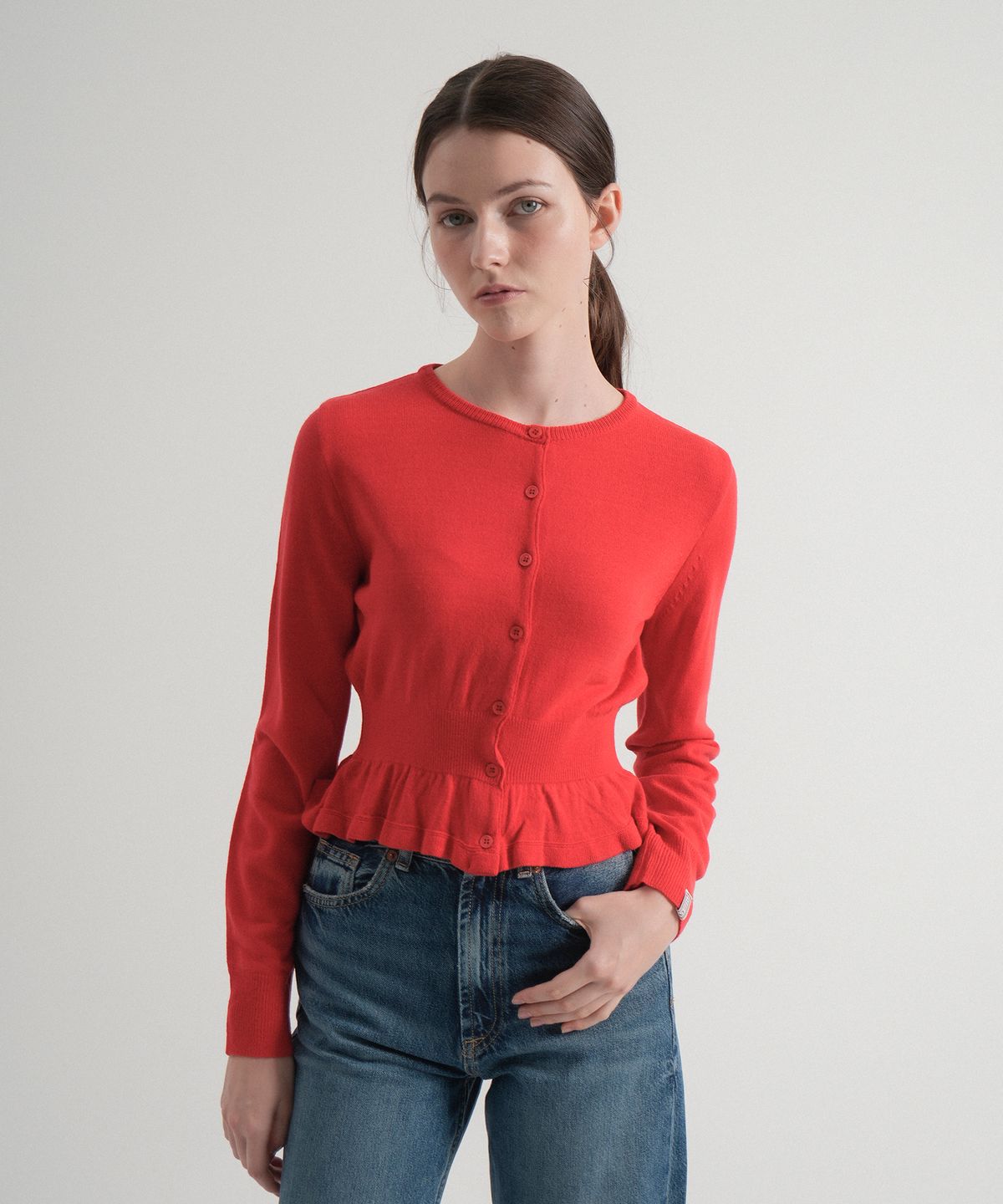 블레티(VLETI) Round Slim frill Knit Cardigan (Red)