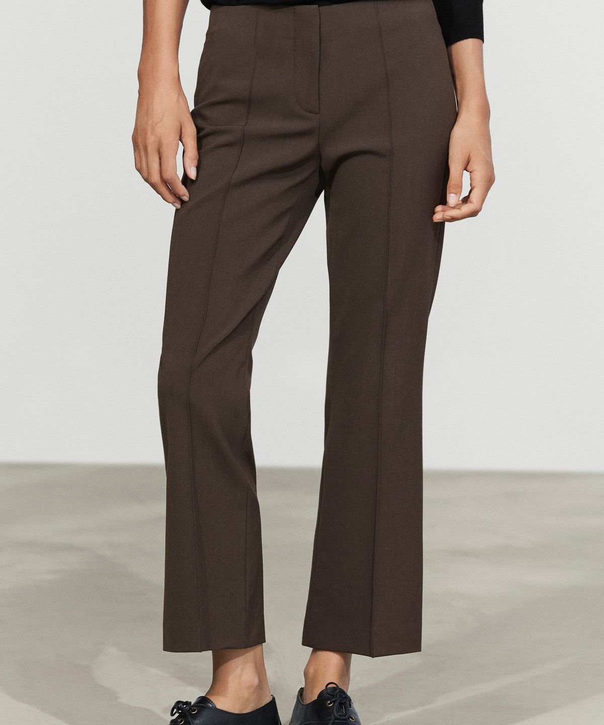 마시모두띠(MASSIMO DUTTI) 울 킥 플레어 팬츠