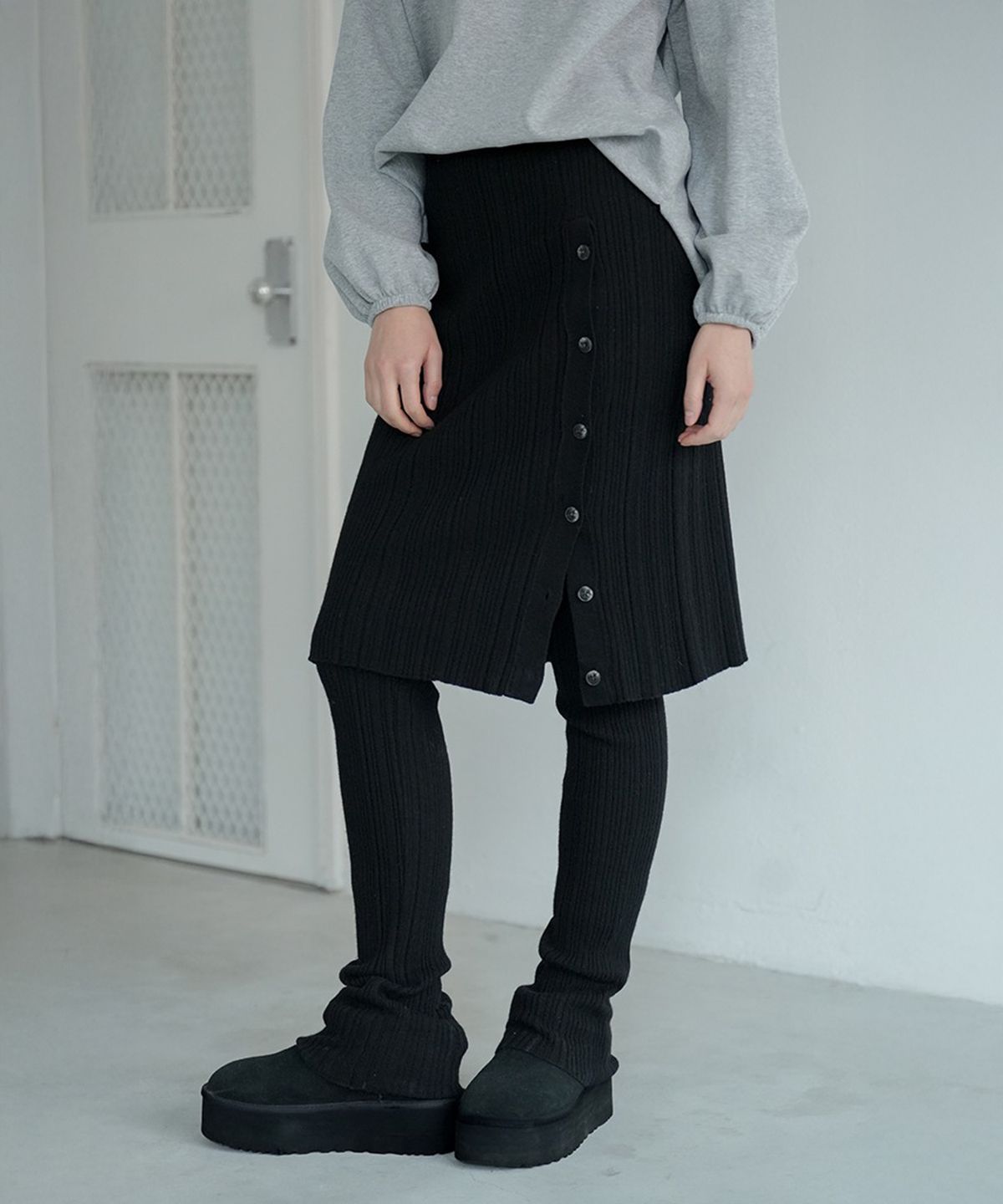 더밀루이(THEMILUI) Sion Knit Skirt Pants (2color)