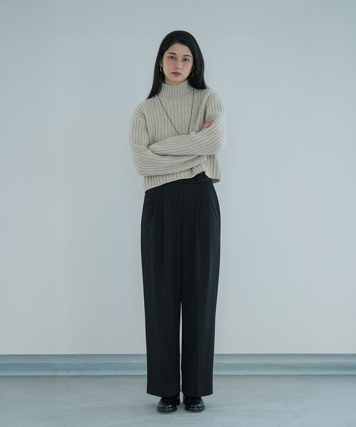 더밀루이(THEMILUI) Ner fluff Slacks (Black)