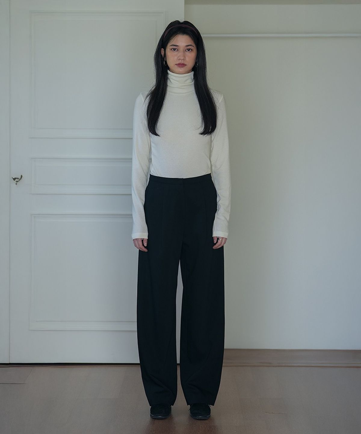 더밀루이(THEMILUI) Tereu pants (Black)