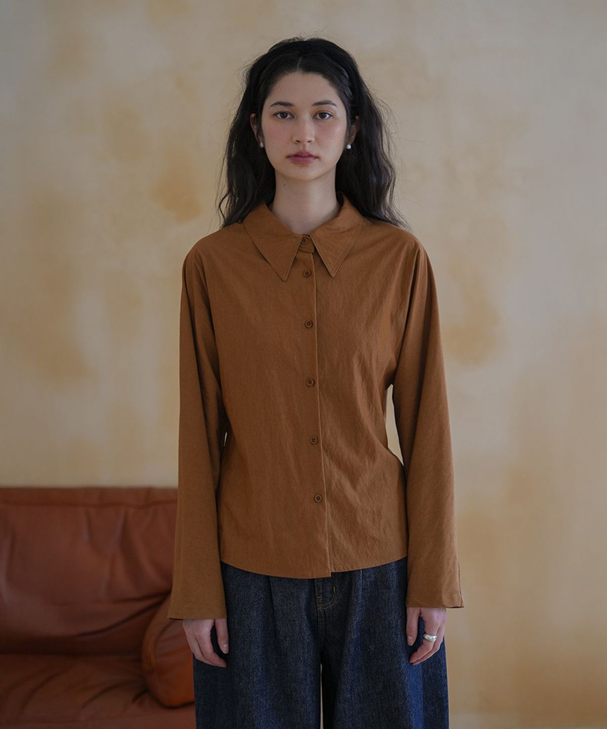 더밀루이(THEMILUI) Lenny Cara Shirt (Brown)