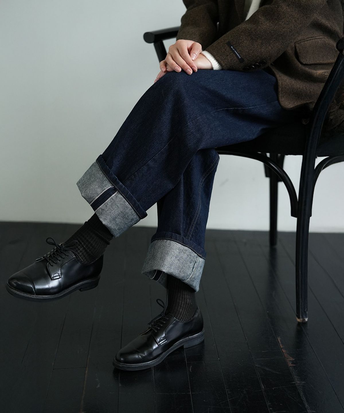 더밀루이(THEMILUI) Teach Selvedge Jeans (Deep Navy)
