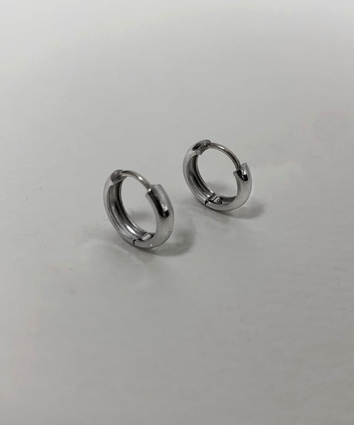 라피씬(LA PISCINE) Silver Hoops
