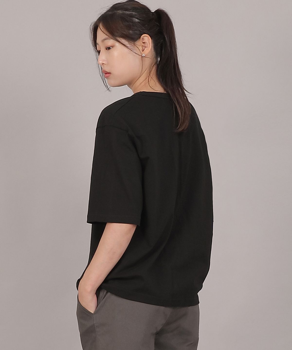 세인트크루(SAINTCREW) 미니멀 16s R넥 반팔티셔츠 SLR-8A05 블랙
