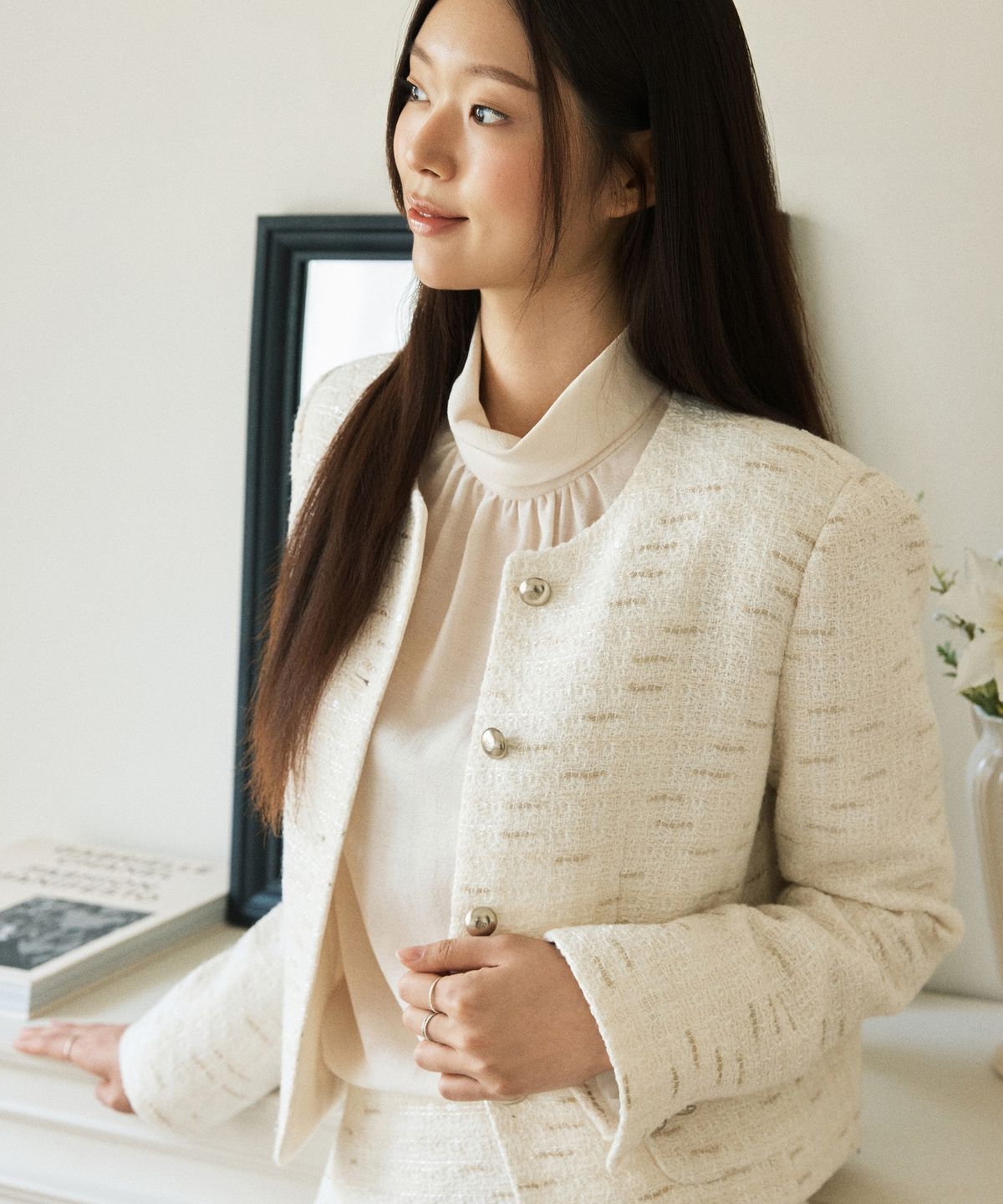 로엠(ROEM) 트위드 자켓 RMJKG49S51
