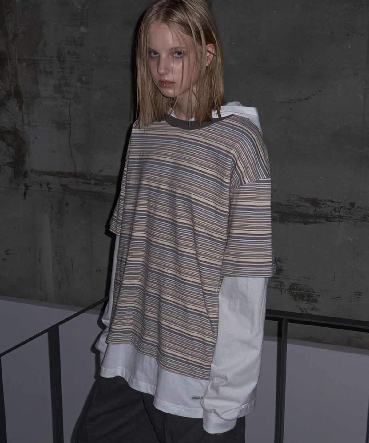렌세(RENSE) Oversized Stripe Layered Hood Tee Beige