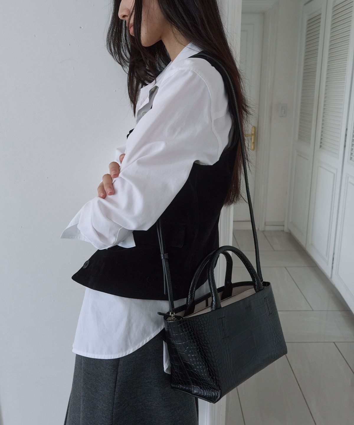 포이베(FOIVE) 멜로우 미니 토트 Melou Mini Tote Black