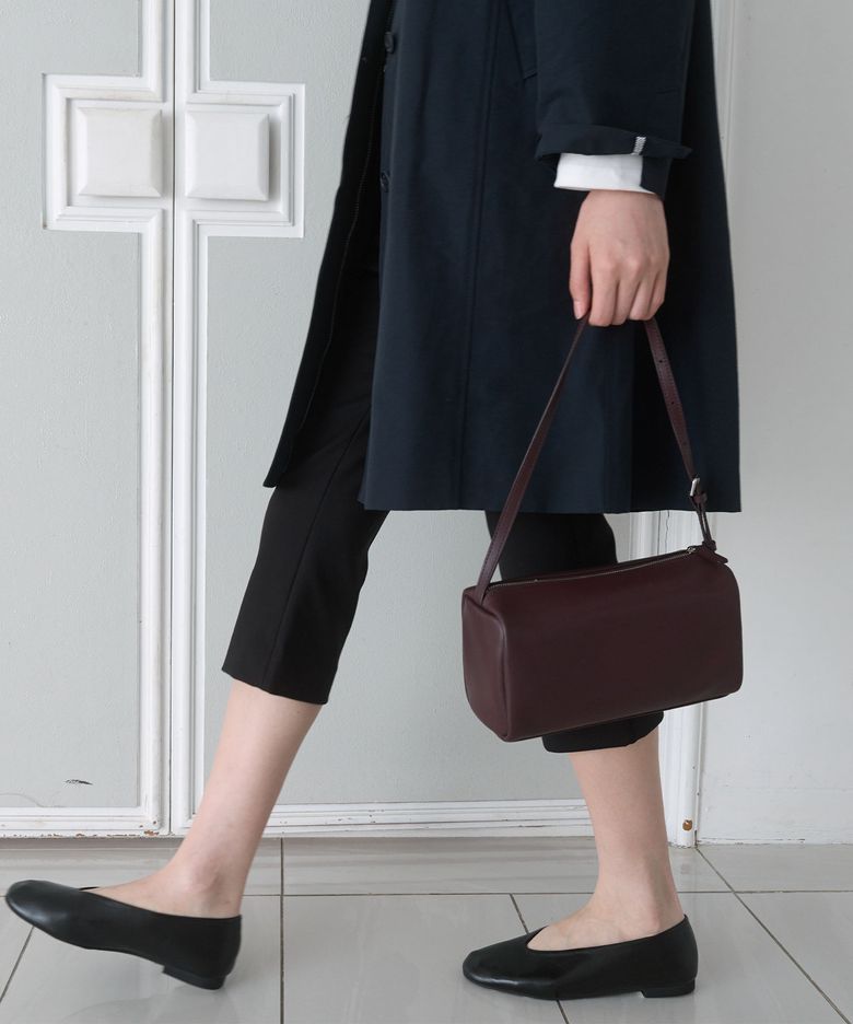 멜로우 숄더 MELOU Shoulder Plum Burgundy