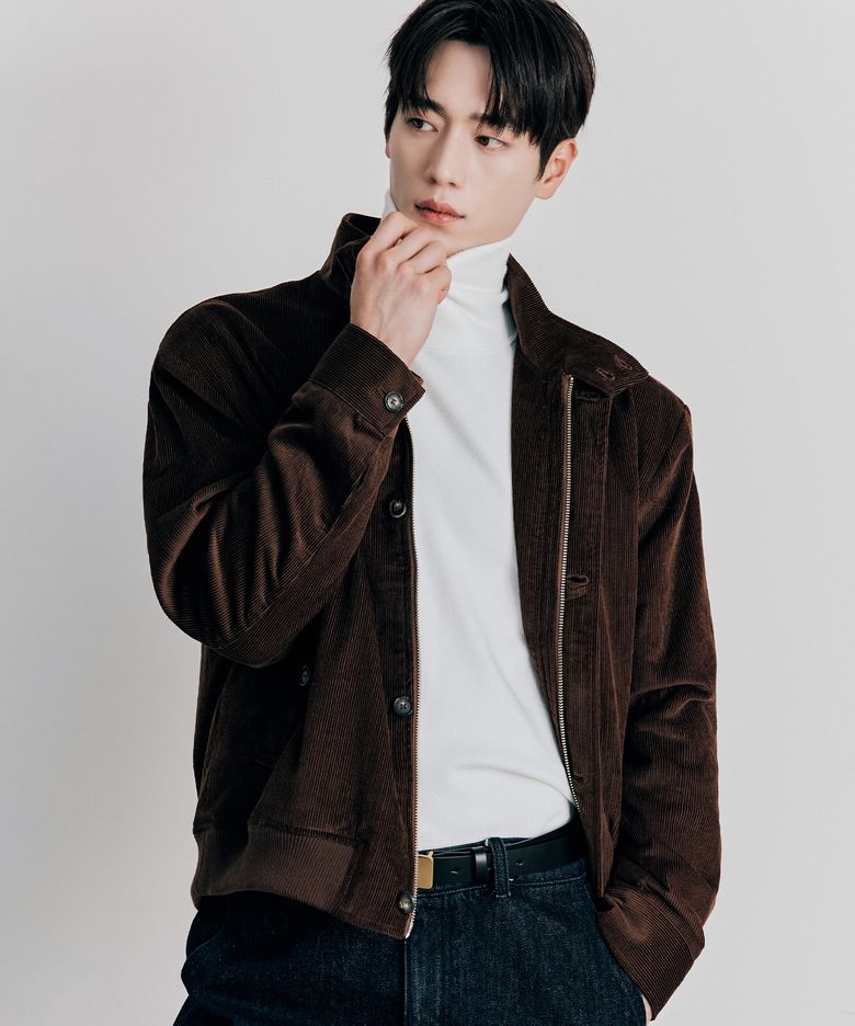 [서강준 PICK] 코듀로이 크롭 해링턴 자켓 [BROWN]