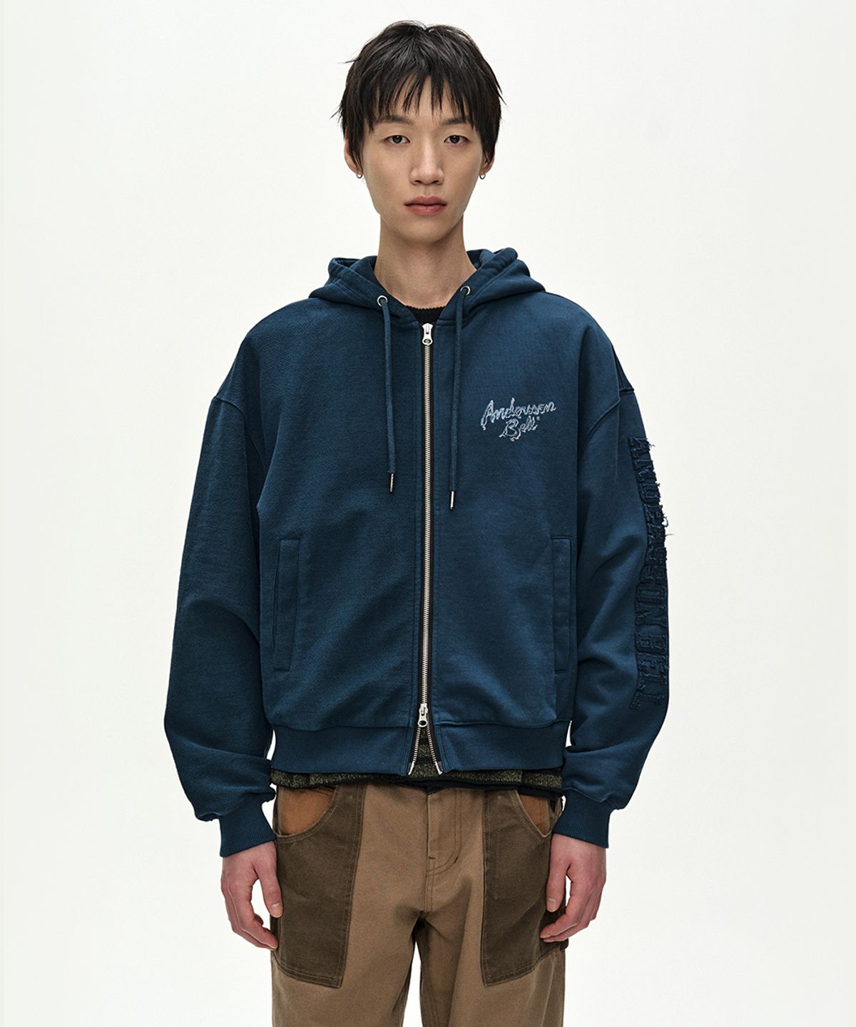앤더슨벨(ADSB ANDERSSON BELL) (ESSENTIAL) UNISEX PATCHWORK LIQUID LOGO HOOD ZIP-UP (DEEP BLUE)
