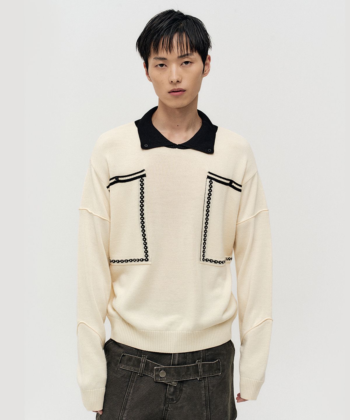 앤더슨벨(ADSB ANDERSSON BELL) BIG POCKET POLO SWEATER (ECRU)