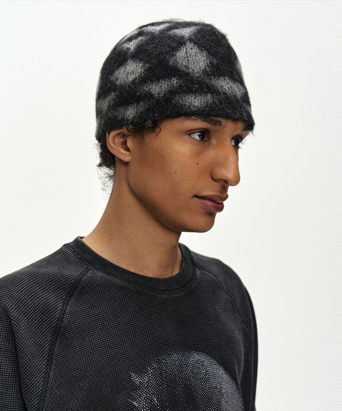 앤더슨벨(ADSB ANDERSSON BELL) UNISEX ADSB ARGYLE WOOL BEANIE (BLACK/GREY)