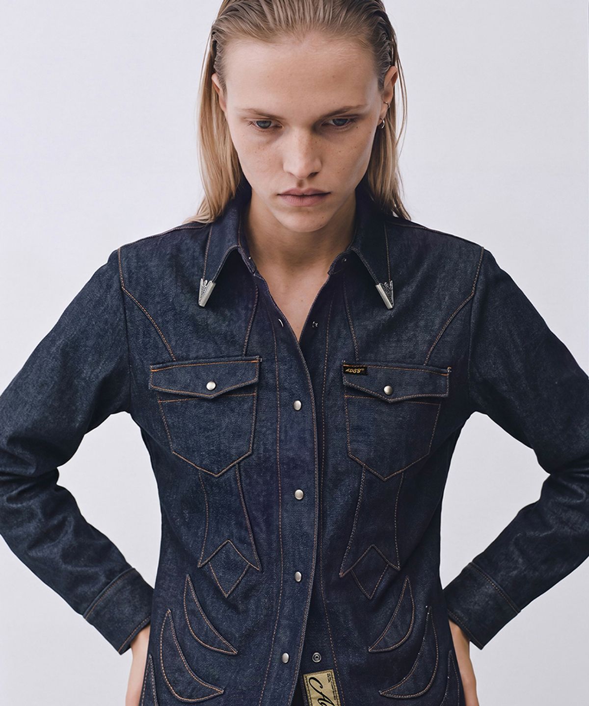 앤더슨벨(ADSB ANDERSSON BELL) WESTERN PATCHED SHIRT (INDIGO)