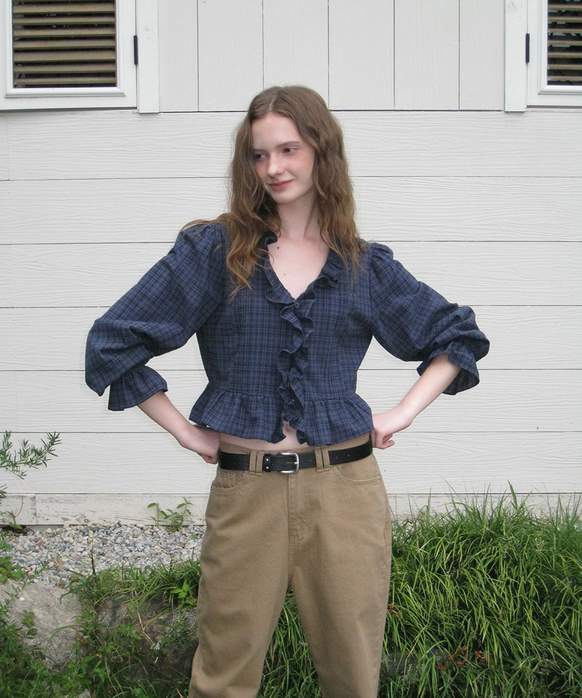 어패럴아카이브(APPAREL ARCHIVE) Bien check ruffle blouse - Navy