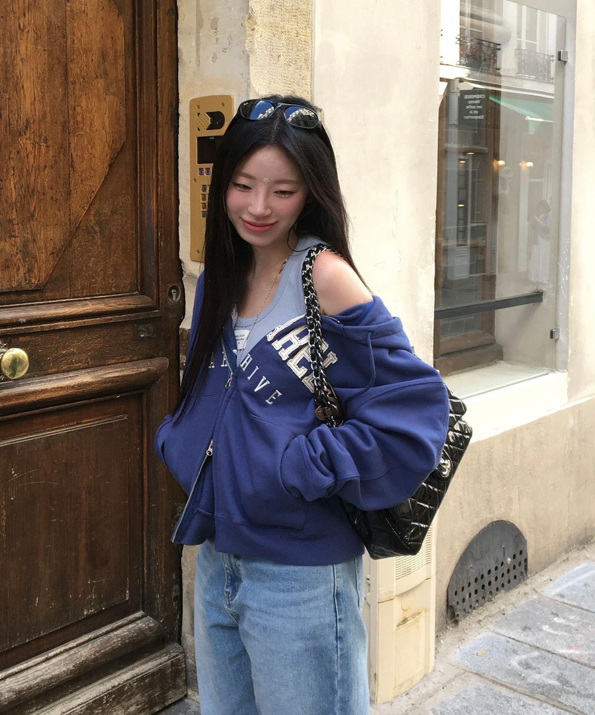 어패럴아카이브(APPAREL ARCHIVE) Mei patch hoodie zip-up - Cobalt blue
