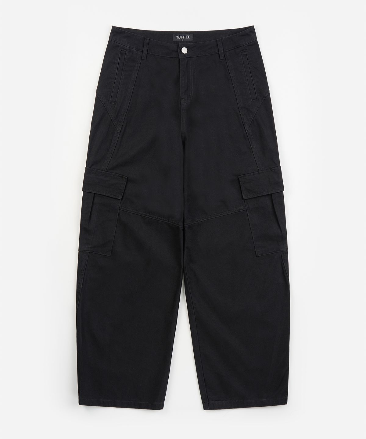 토피(TOFFEE) 커브드 절개 카고 팬츠 (BLACK)
