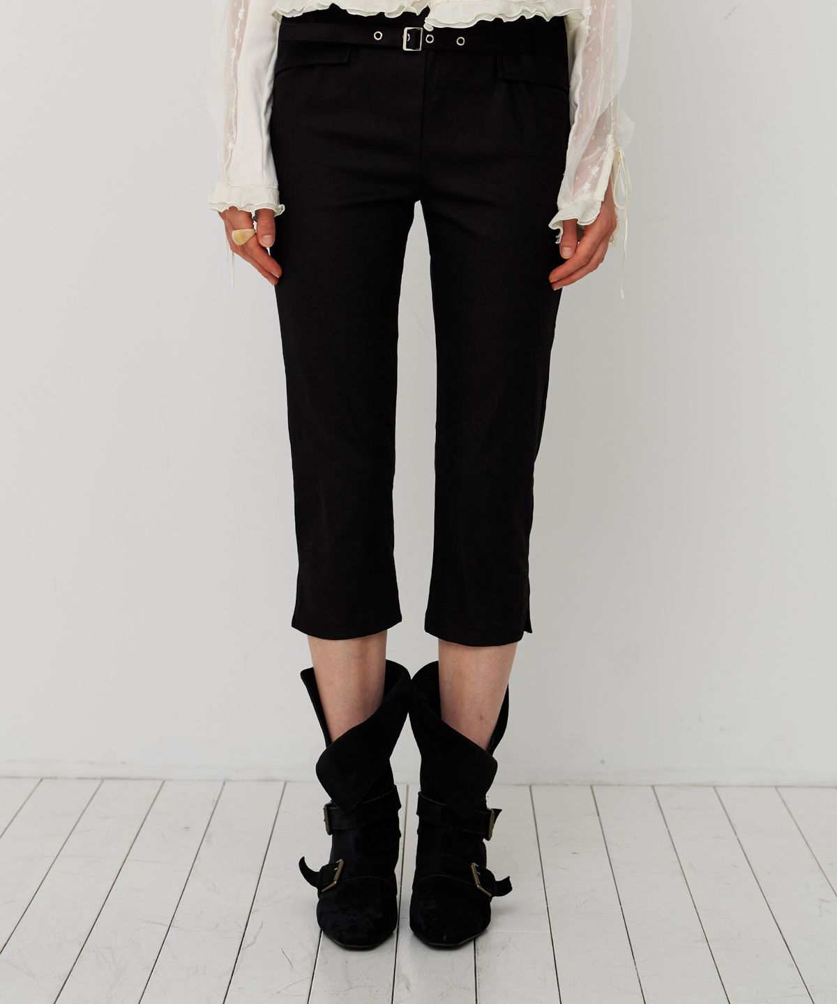 스르비(SELEVER) Belted Capri Pants_2 Color