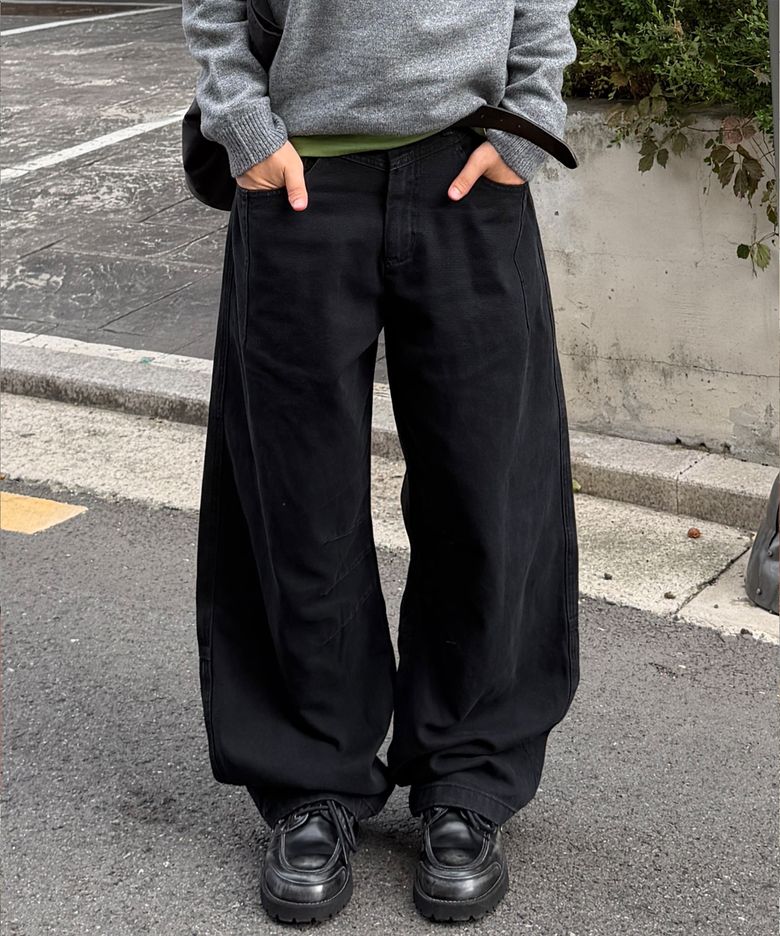 옥스퍼드 커브드 팬츠_블랙