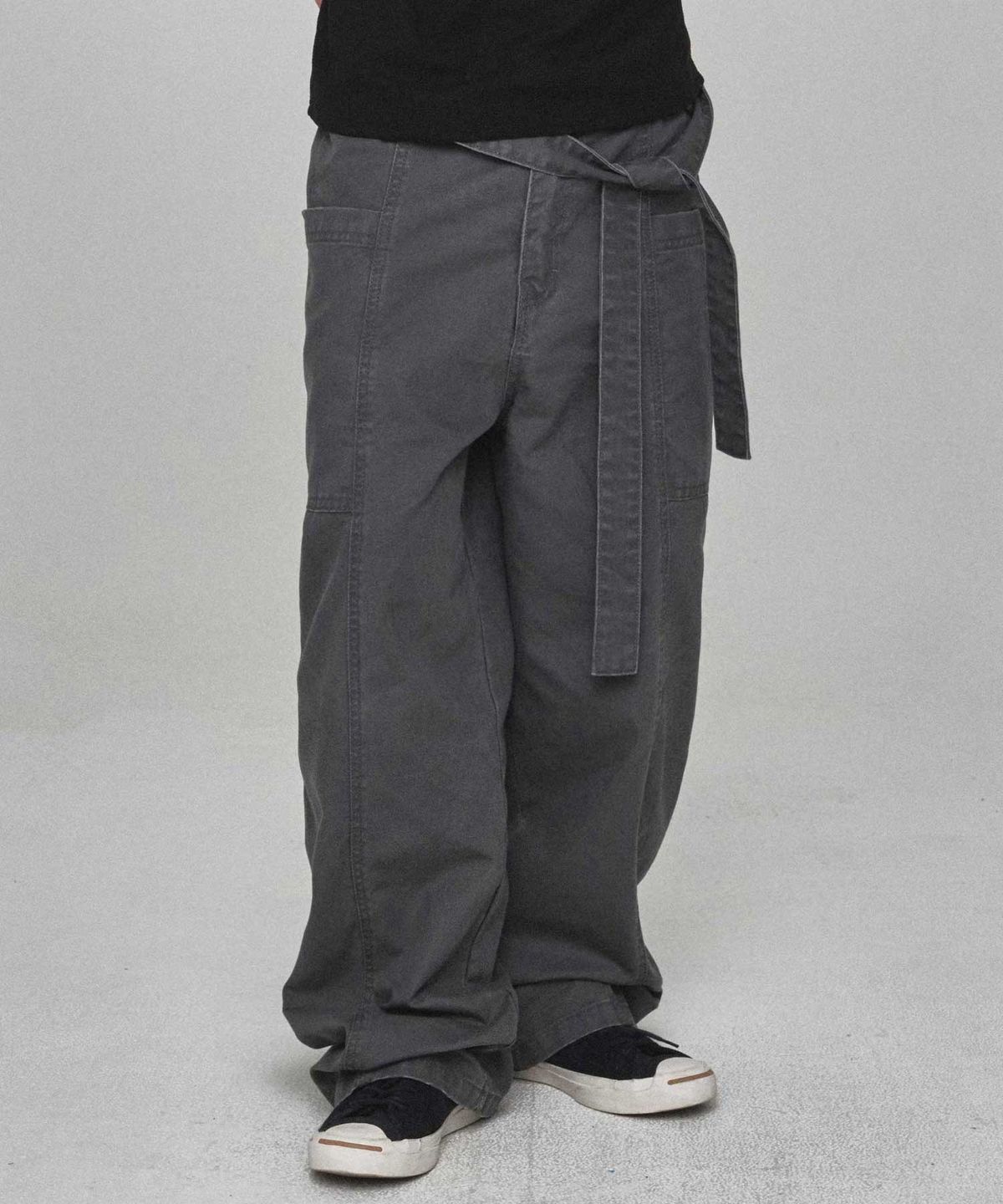 기철(KICHUL) Side Tie Cotton Pants (Washed Charcoal)