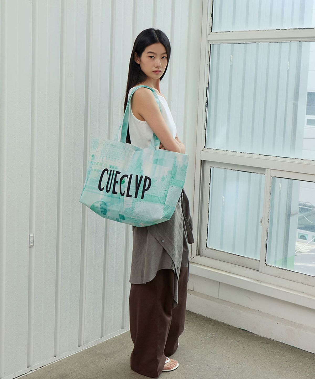 큐클리프(CUECLYP) [City Forward] Tote Bag (Mint)