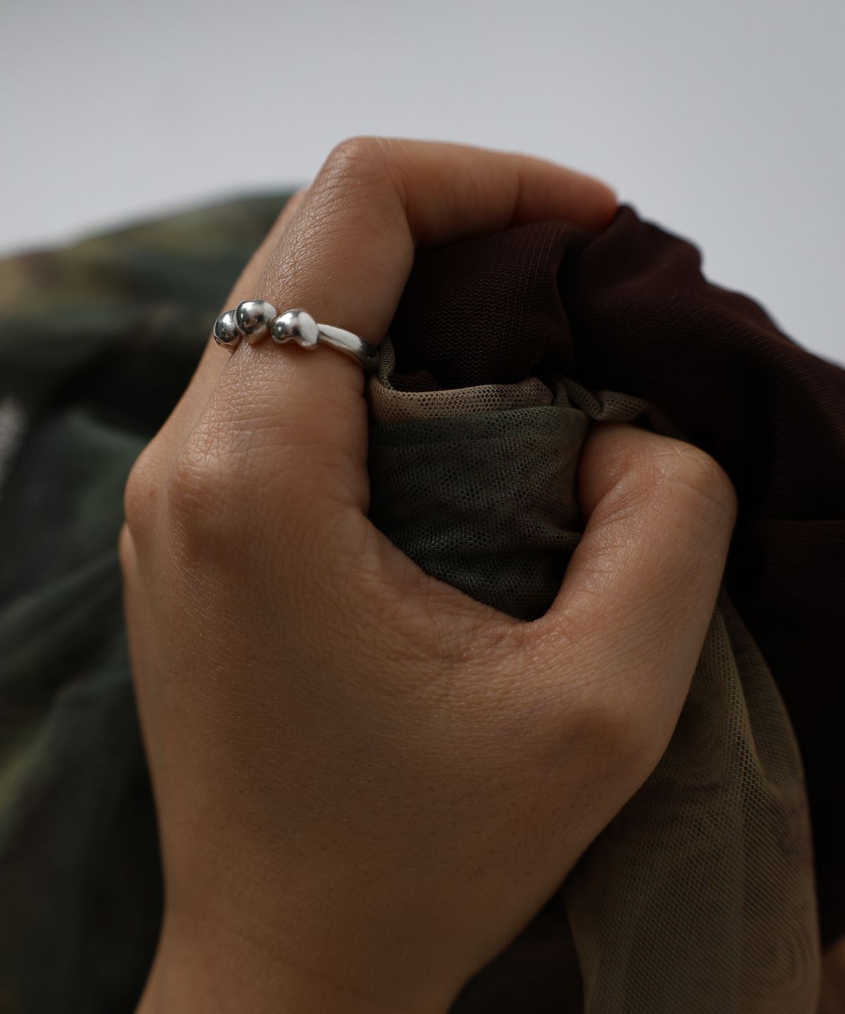 메리티(MERITY) [silver925] Half Twisted Heart Ring