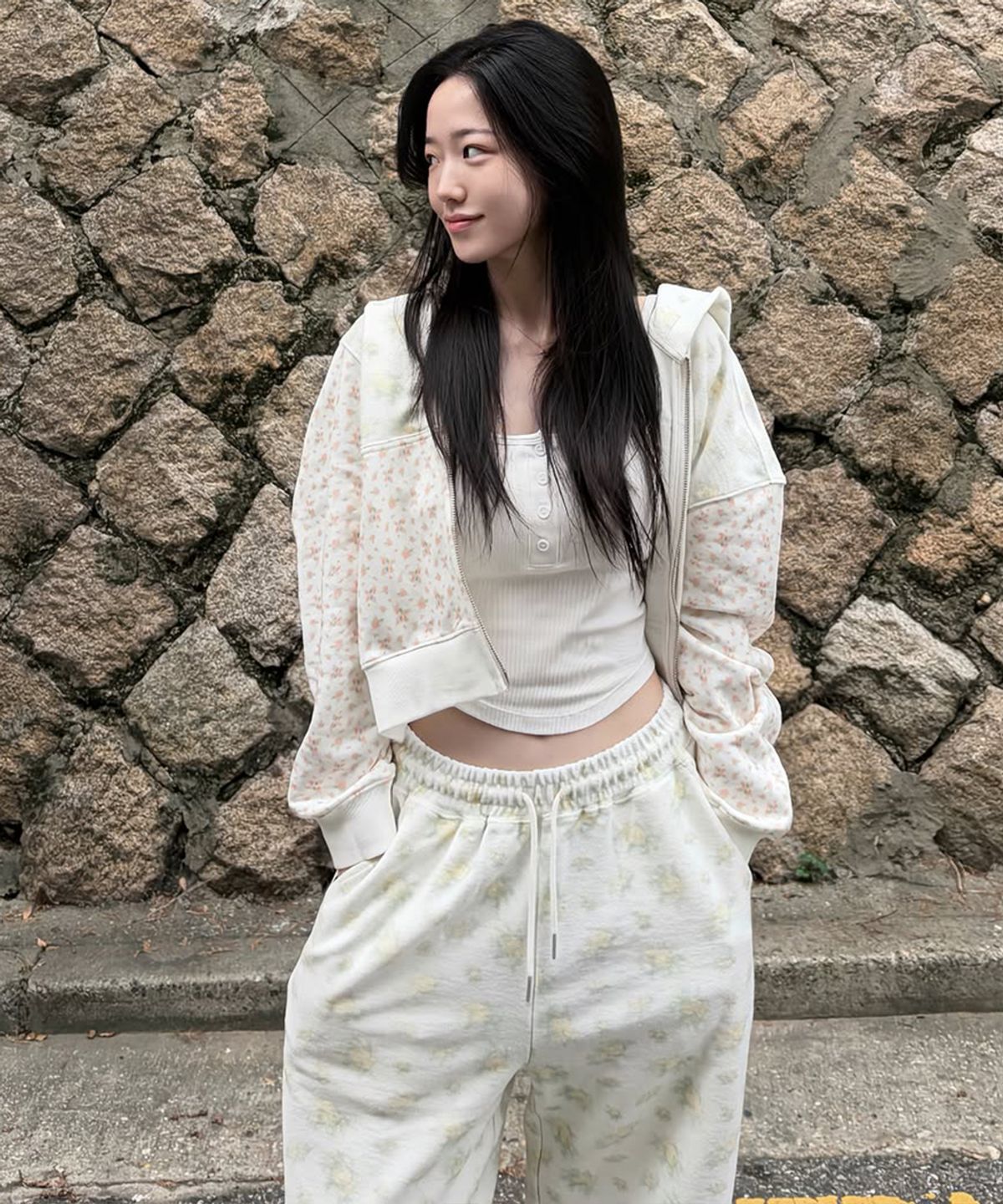 시눈(SINOON) Double Floral Artwork Hood Zip-Up (Yellow)