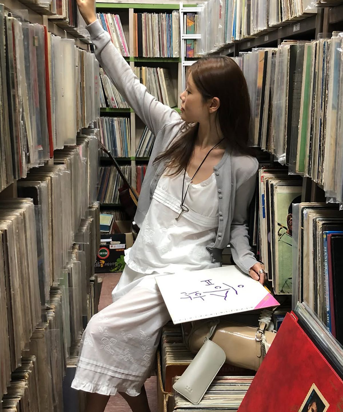 시눈(SINOON) Rose Cotton Sleeveless (White)