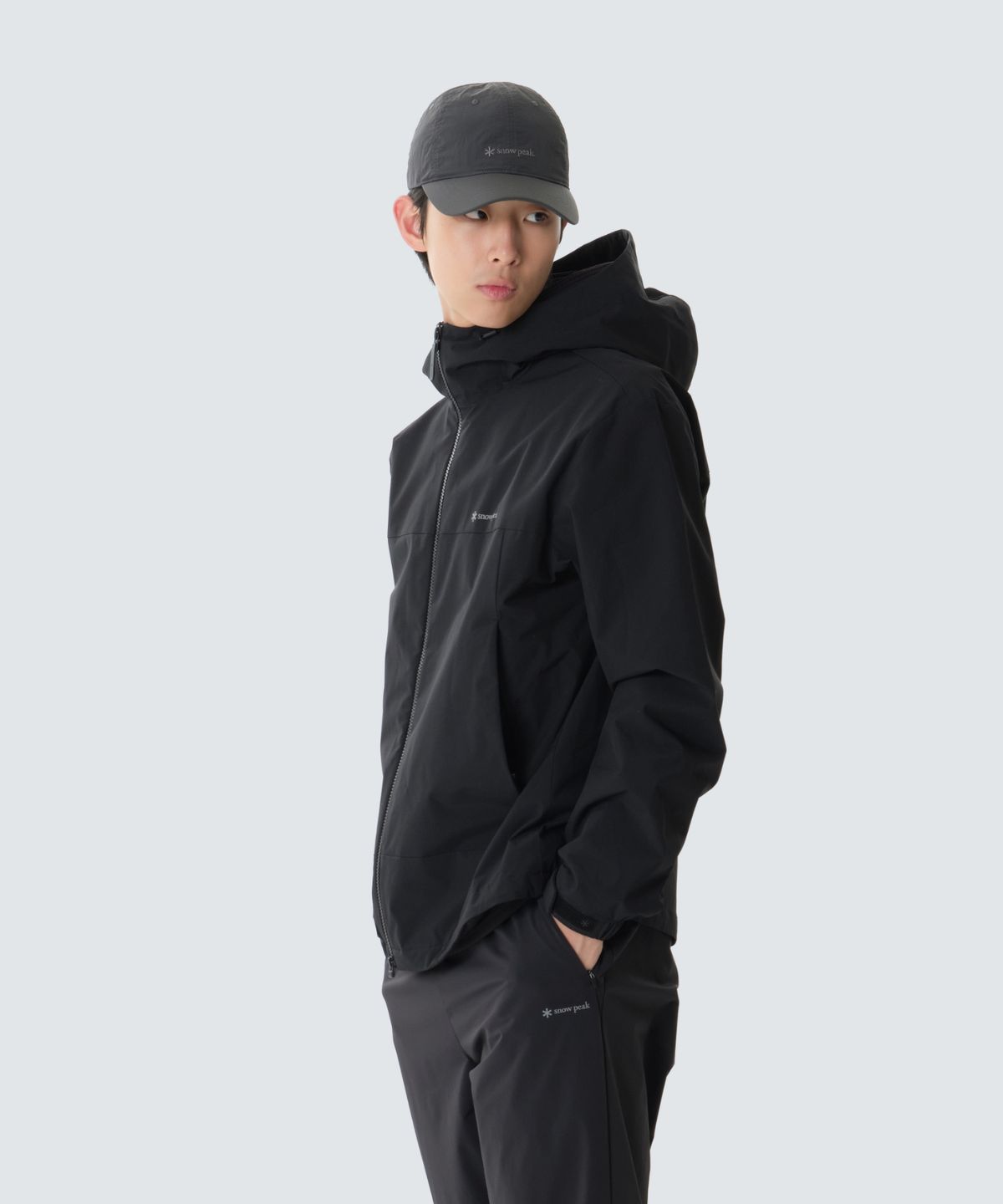 스노우피크 어패럴(SNOWPEAK APPAREL) 2L 티타닉 바람막이(S26FMTWB30)  Black