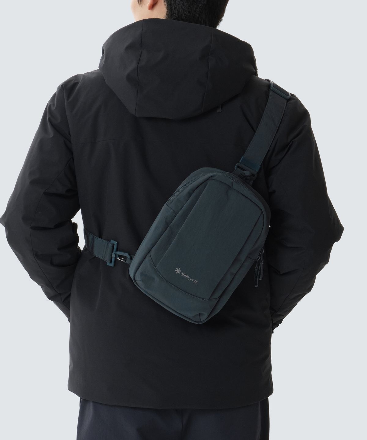 스노우피크 어패럴(SNOWPEAK APPAREL) 에코 타슬란 립 슬링백 6L (S26FUFBG73) Dark Green