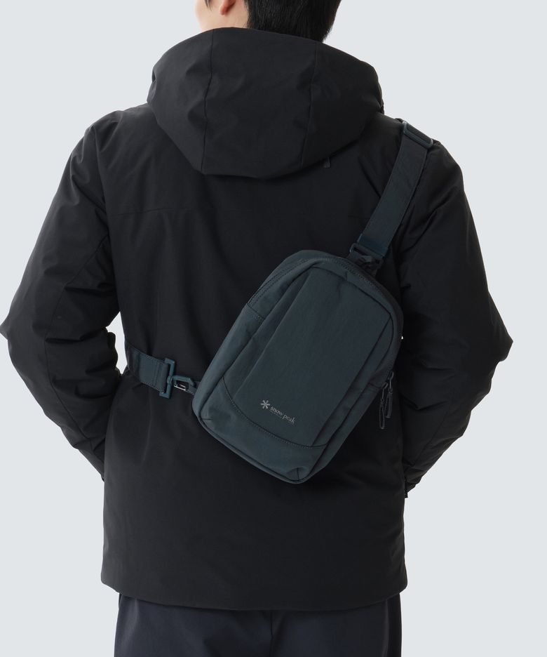 에코 타슬란 립 슬링백 6L (S26FUFBG73) Dark Green