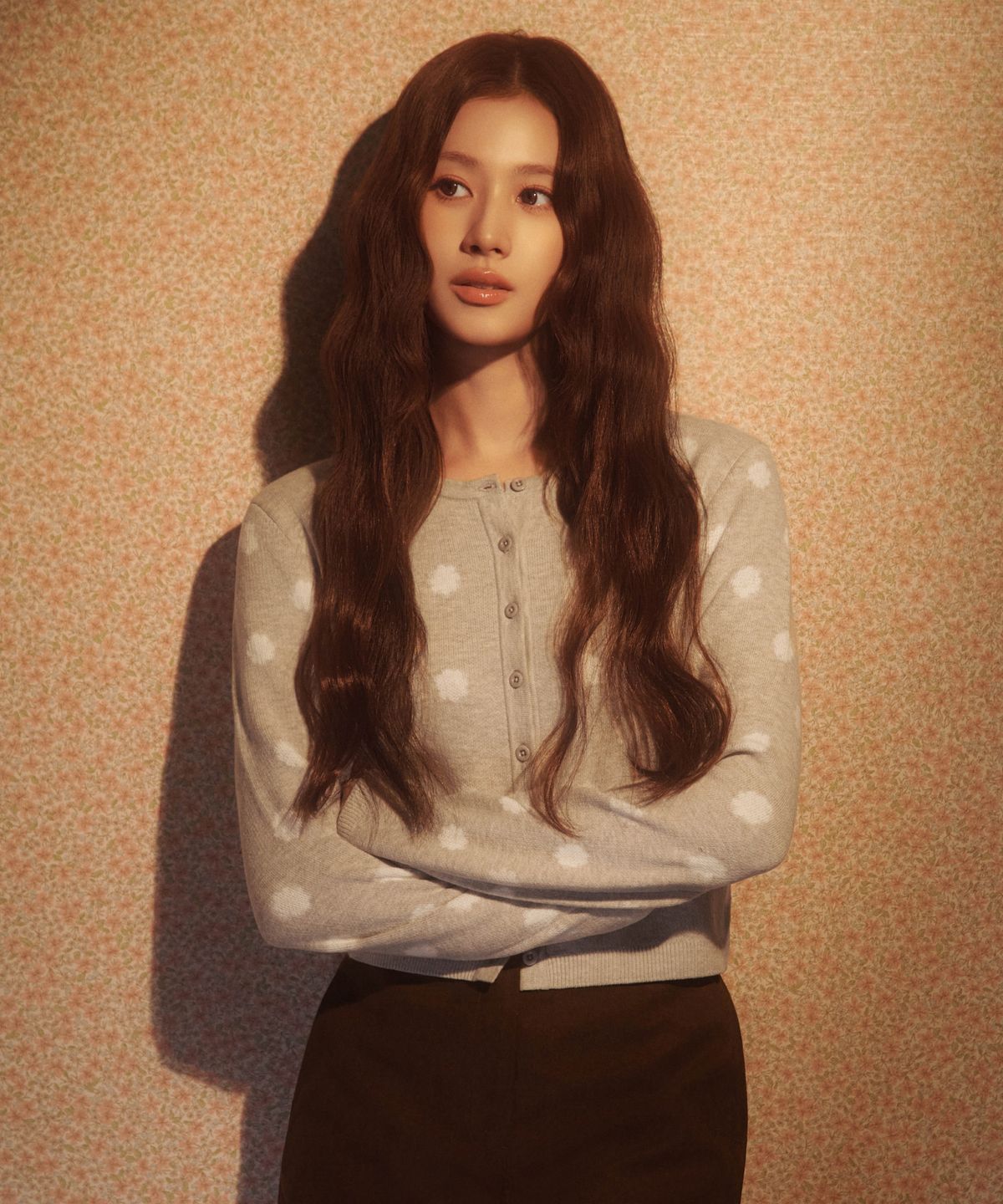 커버낫 우먼(COVERNAT WOMAN) 우먼 도트 스카프 가디건 라이트그레이