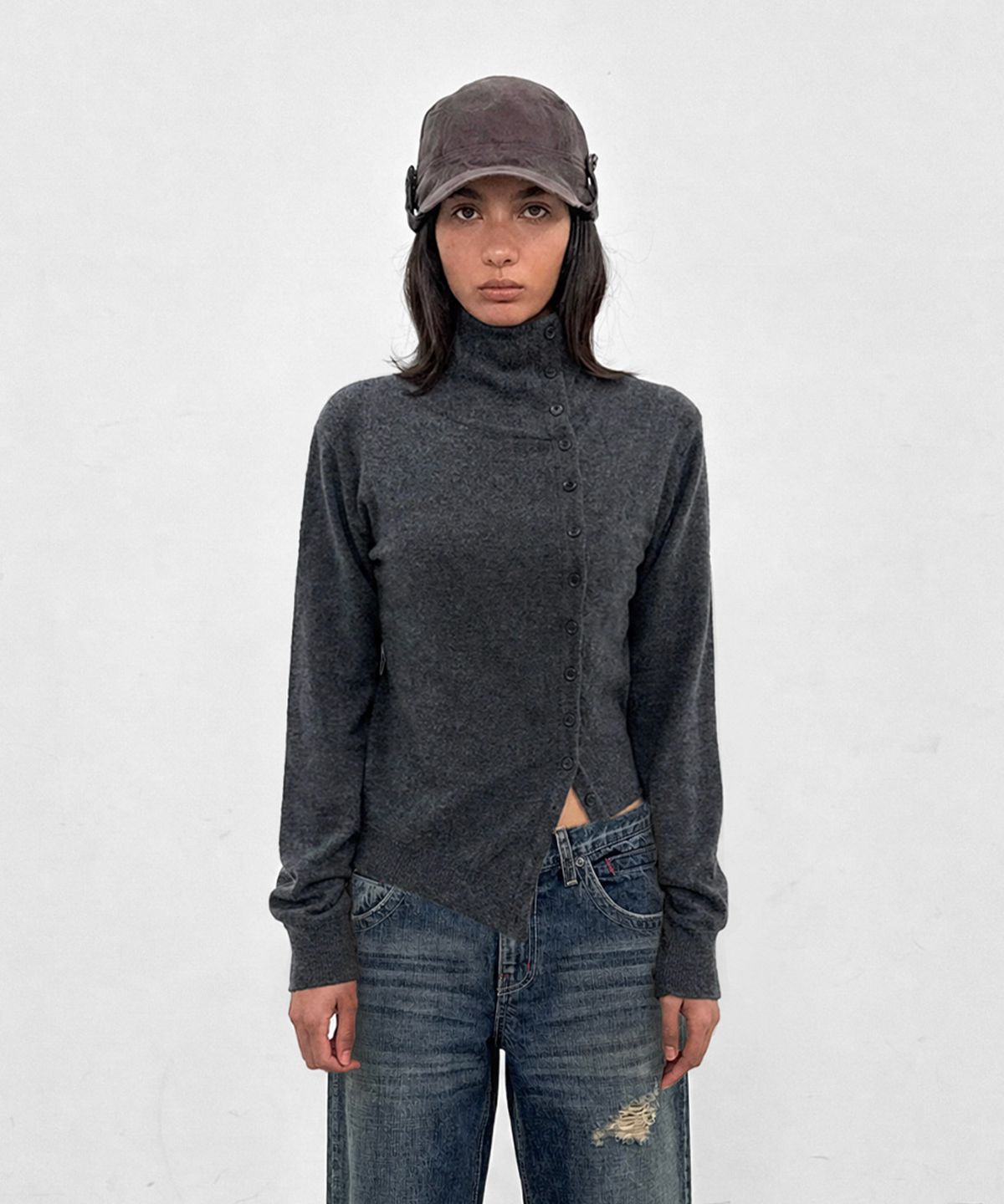 샌드릭(SANDRIC) High Neck Cardigan_Charcoal