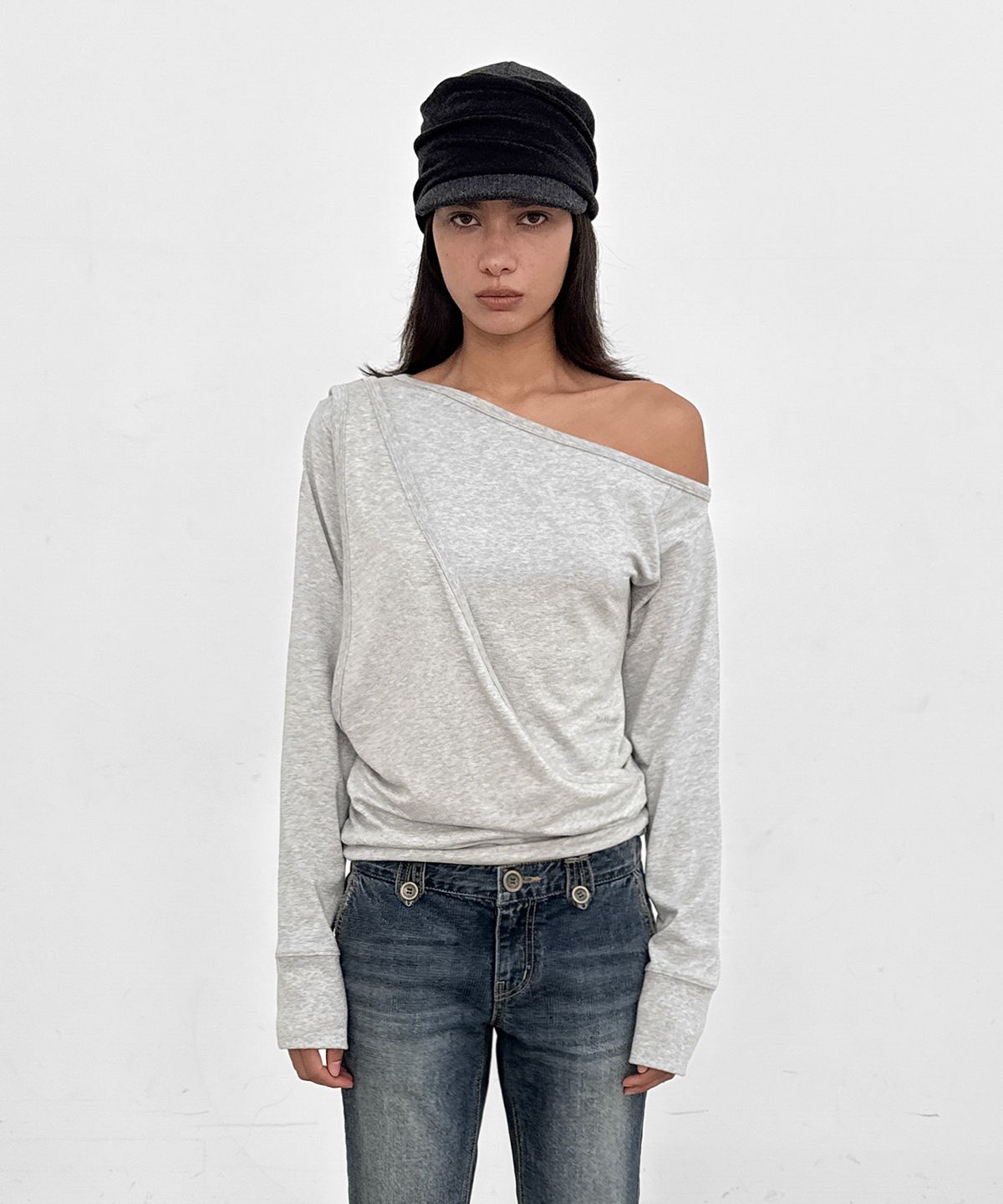 샌드릭(SANDRIC) One-Shoulder Layered Tee_Melange grey