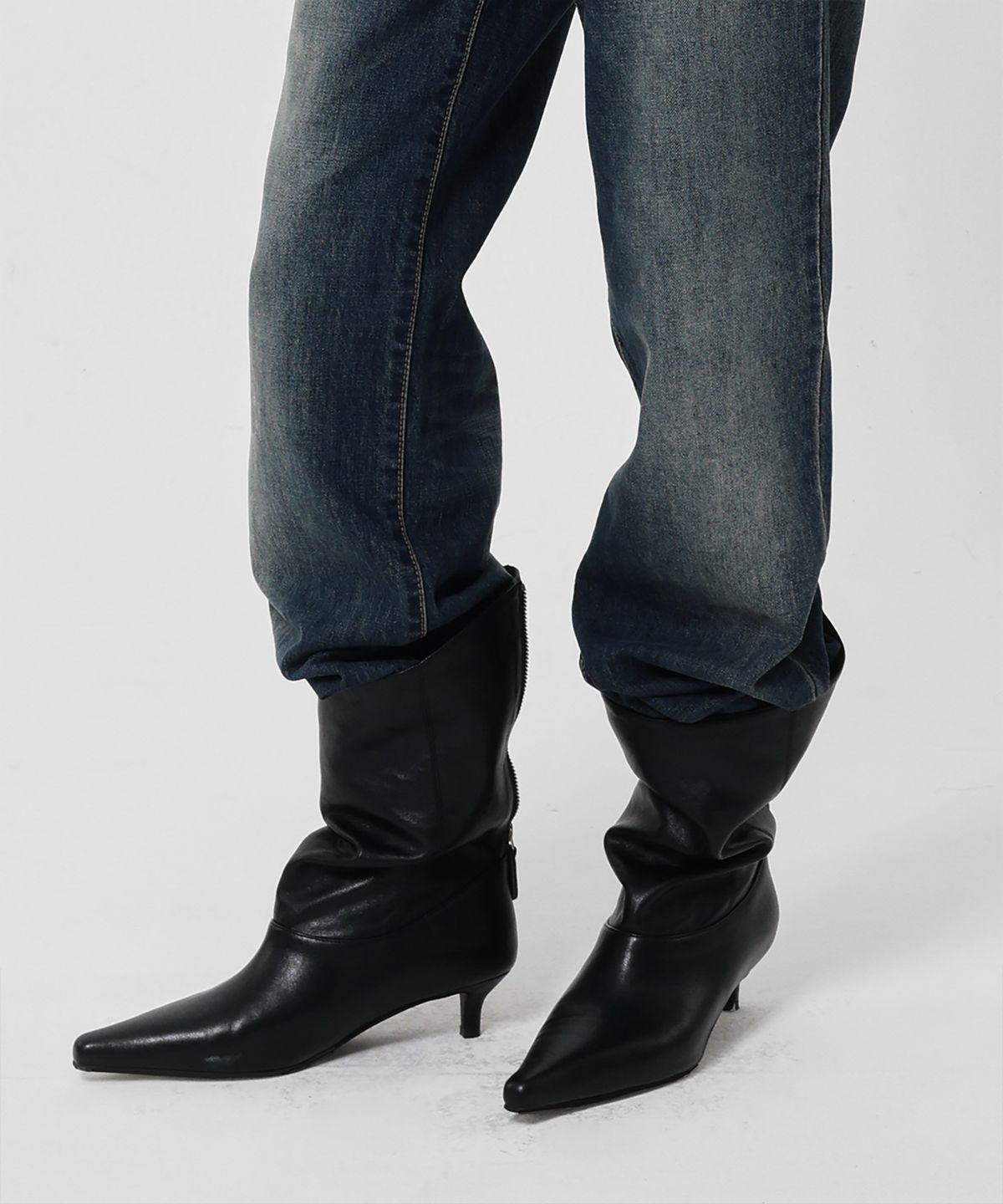 샌드릭(SANDRIC) LINE.02 stiletto ankle boots_black
