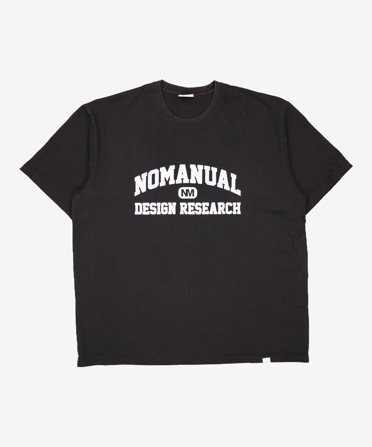 노매뉴얼(NOMANUAL) UNIVERSITY LOGO T-SHIRT - BLACK XL