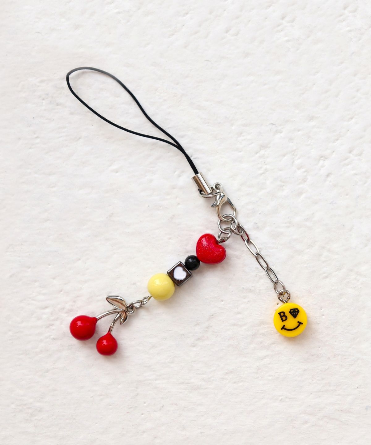 봉보(BONBEAU) Acrylic smile & cherry phone charm strap 아크릴 스마일 앤 체리 폰참 비즈 핸드폰 키링