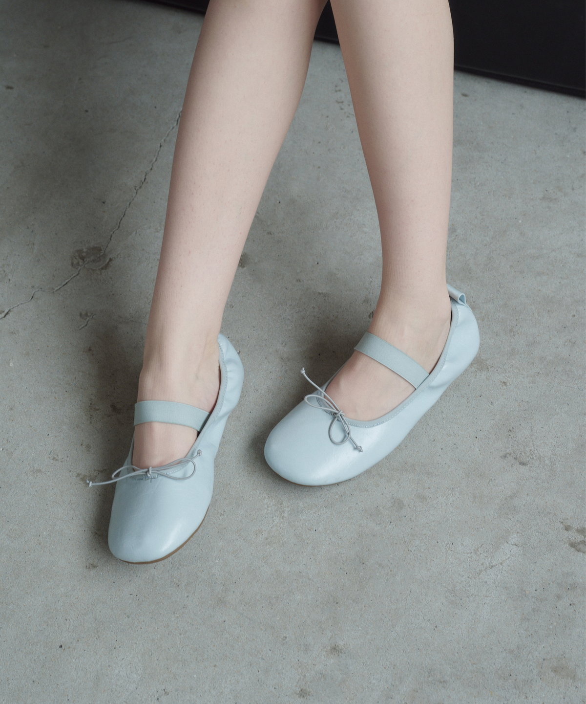 솔트앤초콜릿(SALT AND CHOCOLATE) 쥴리 리본 플랫 412635001 (0.9cm)