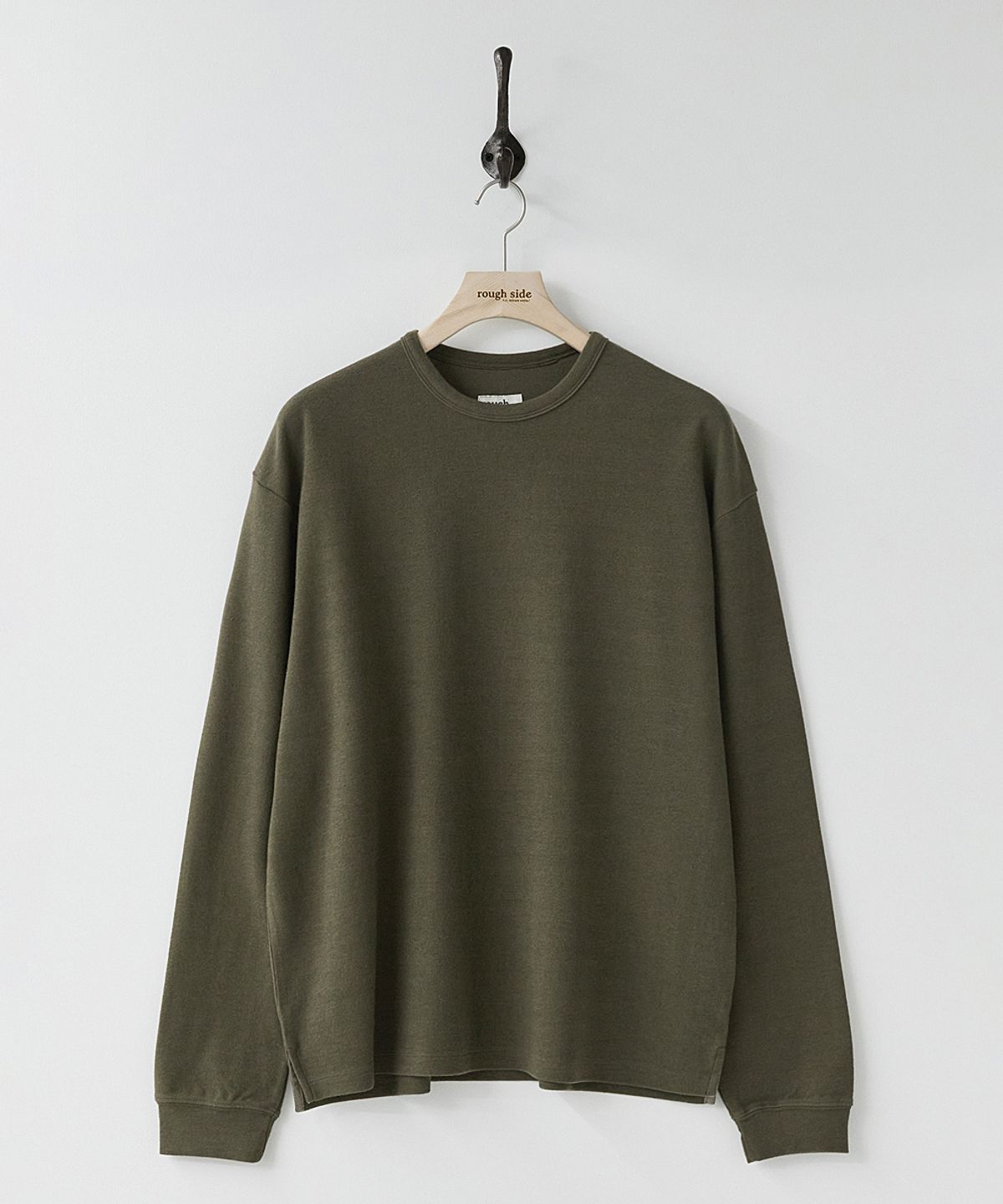 러프사이드(ROUGHSIDE) Grainy Pullover Dark Olive
