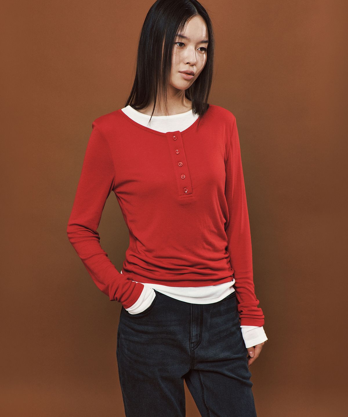 플랙 우먼(PLAC WOMEN) 레이어드 헨리 롱 슬리브 레드